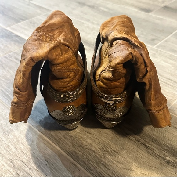 Zodiac Vintage Boho Festival Cowboy Boots
Women Size 7 - Picture 2 of 7